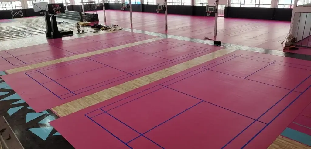 badminton court red